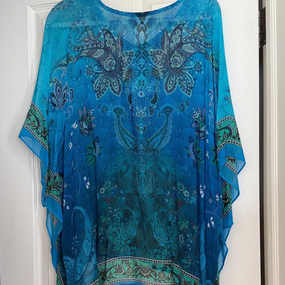 Sivana Elegant Tunic - Picture 6 of 6